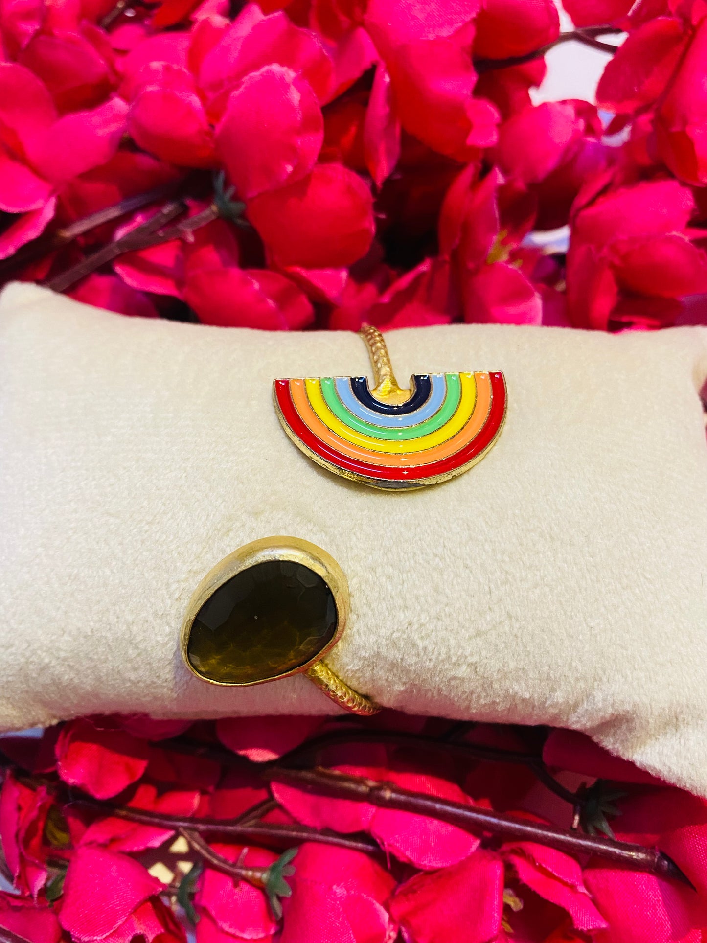 Smoky Rainbow Handcuff