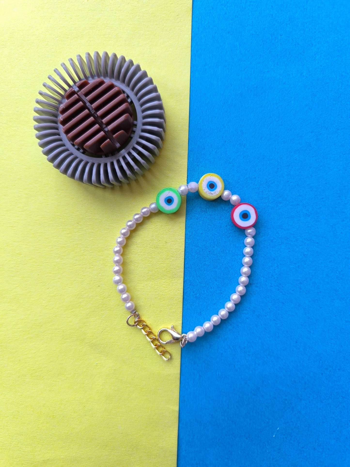 COLOUFUL BEADS WITH EVIL EYE