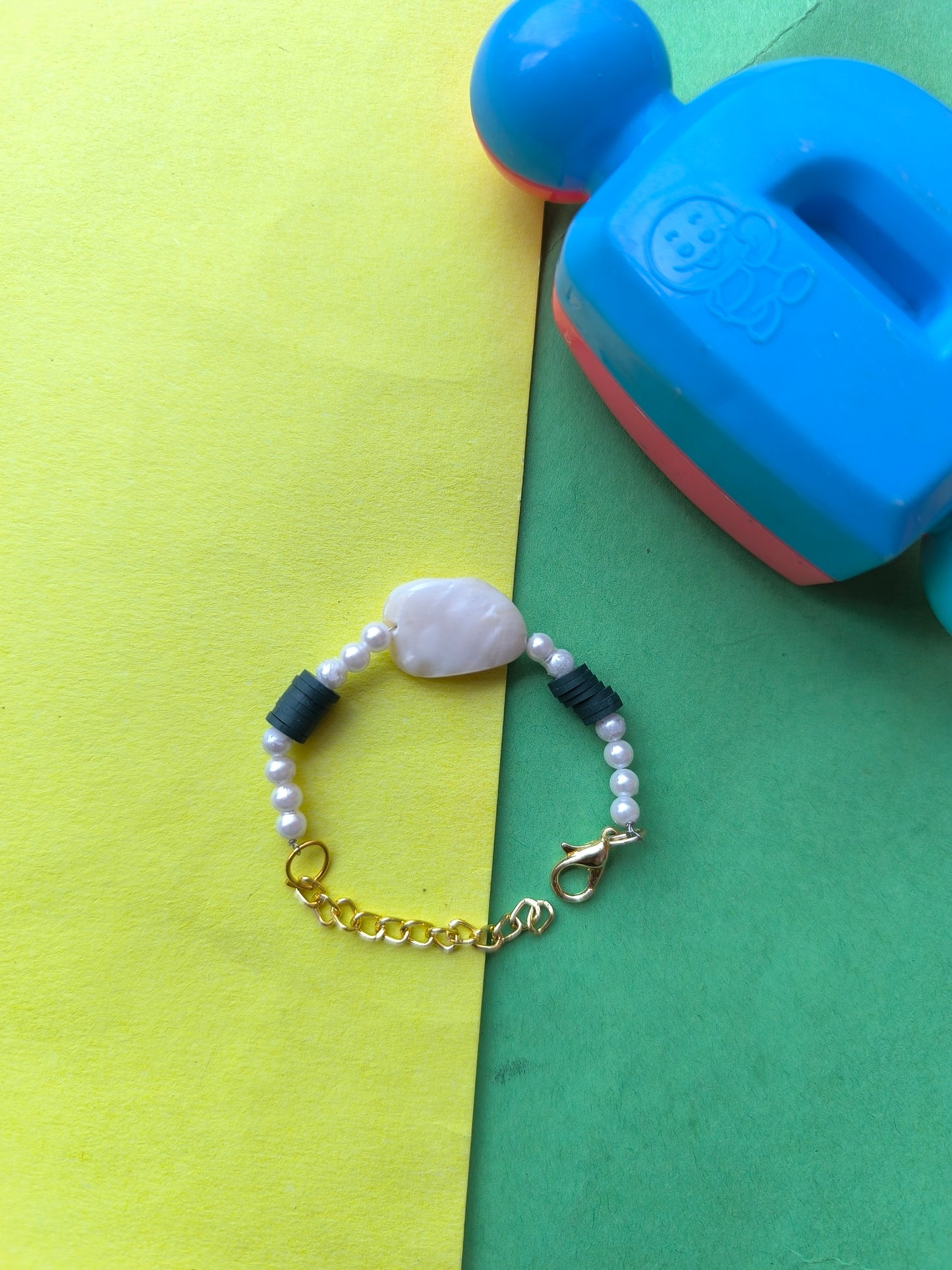 PEARL WITH BEADS