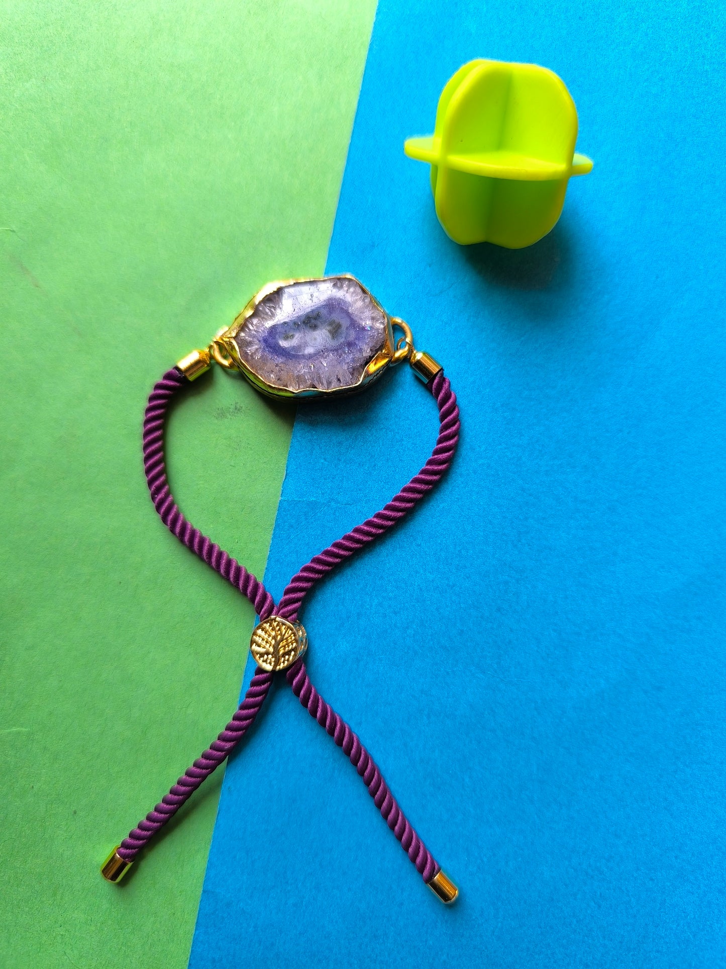 Purple agate stone with adjustable thread