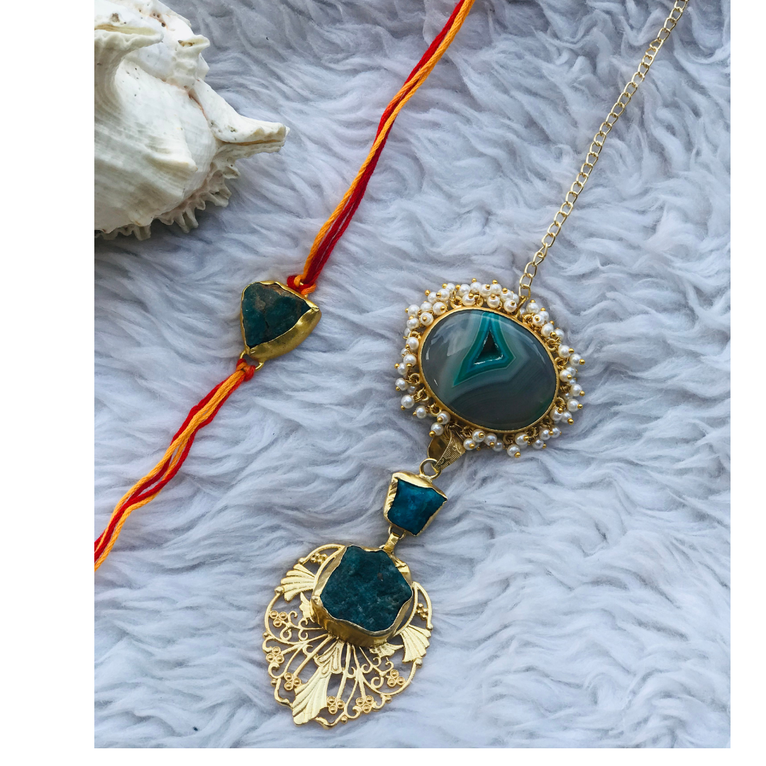 Apatite Raw Stone Couple Rakhi