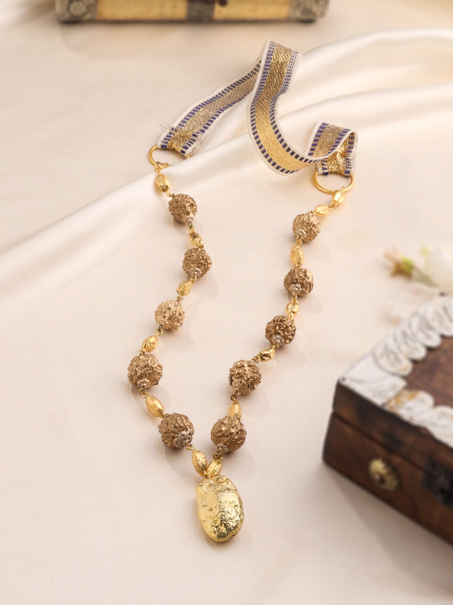 Rudraksha Dates Garland