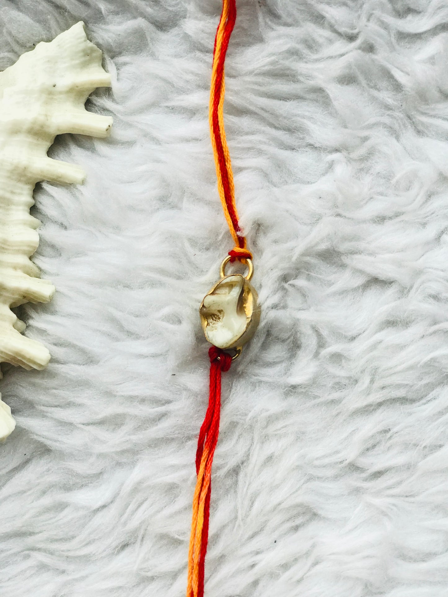 Pearl in brass metal 18k gold plated