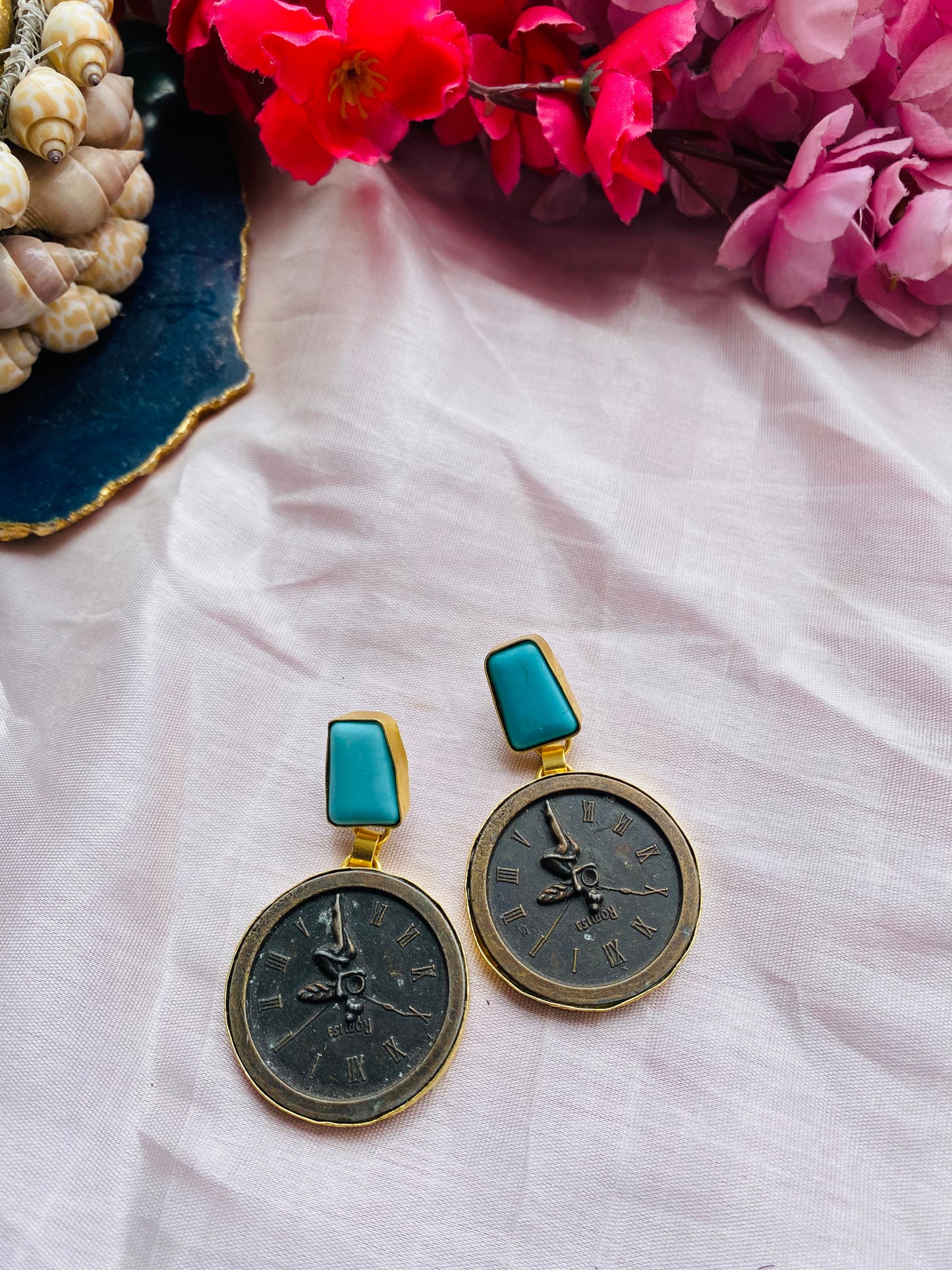 Clock of Turquoise
