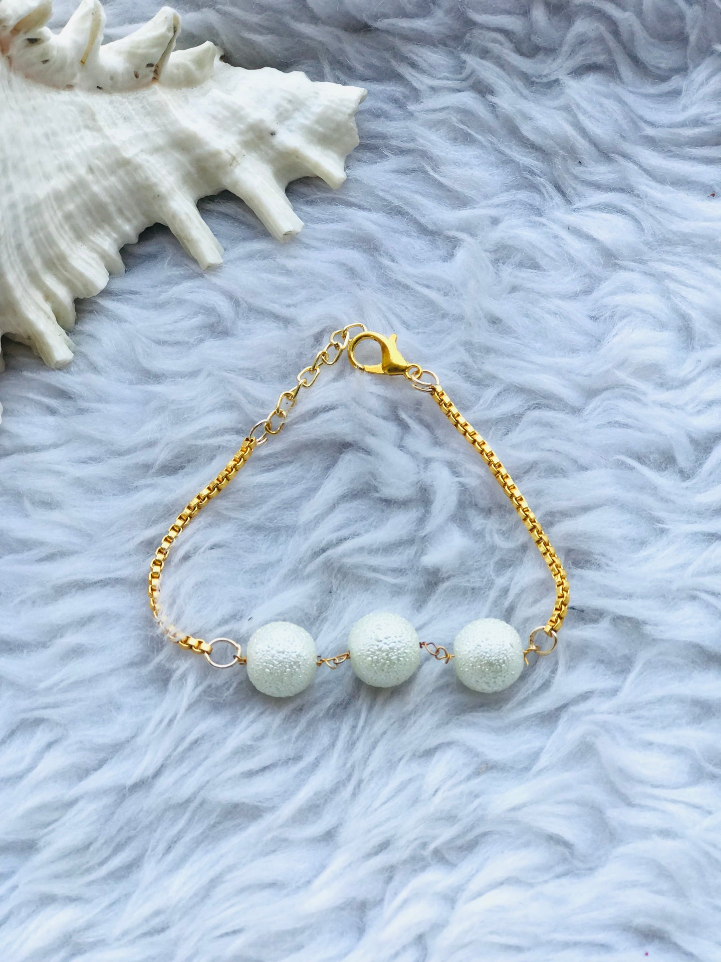 White Balls Bracelet