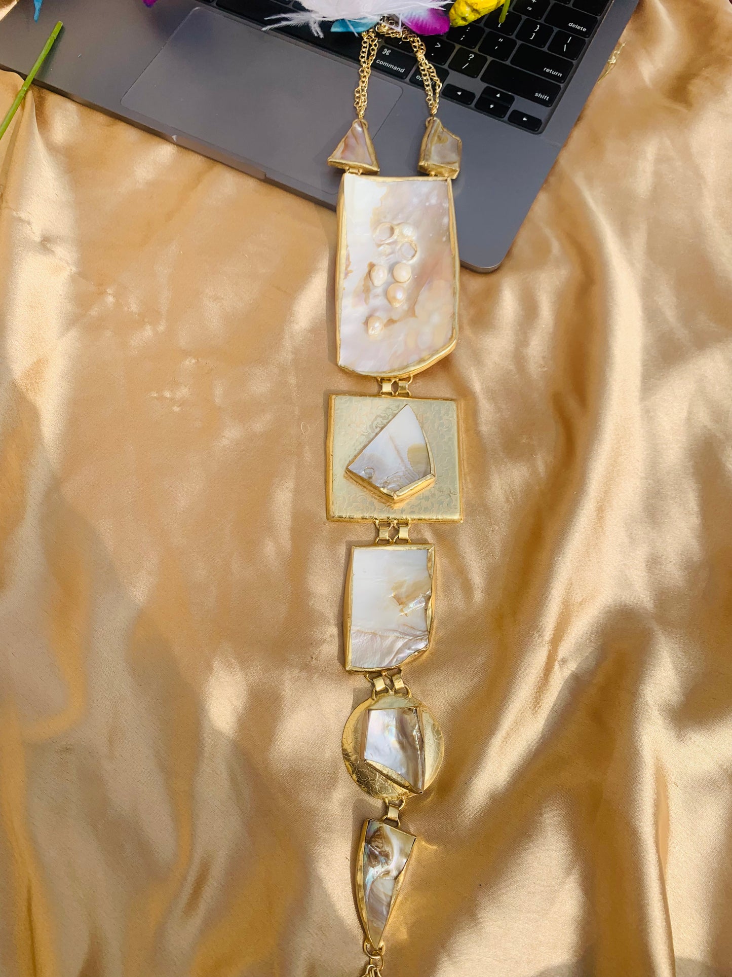 MOP Tie Necklace