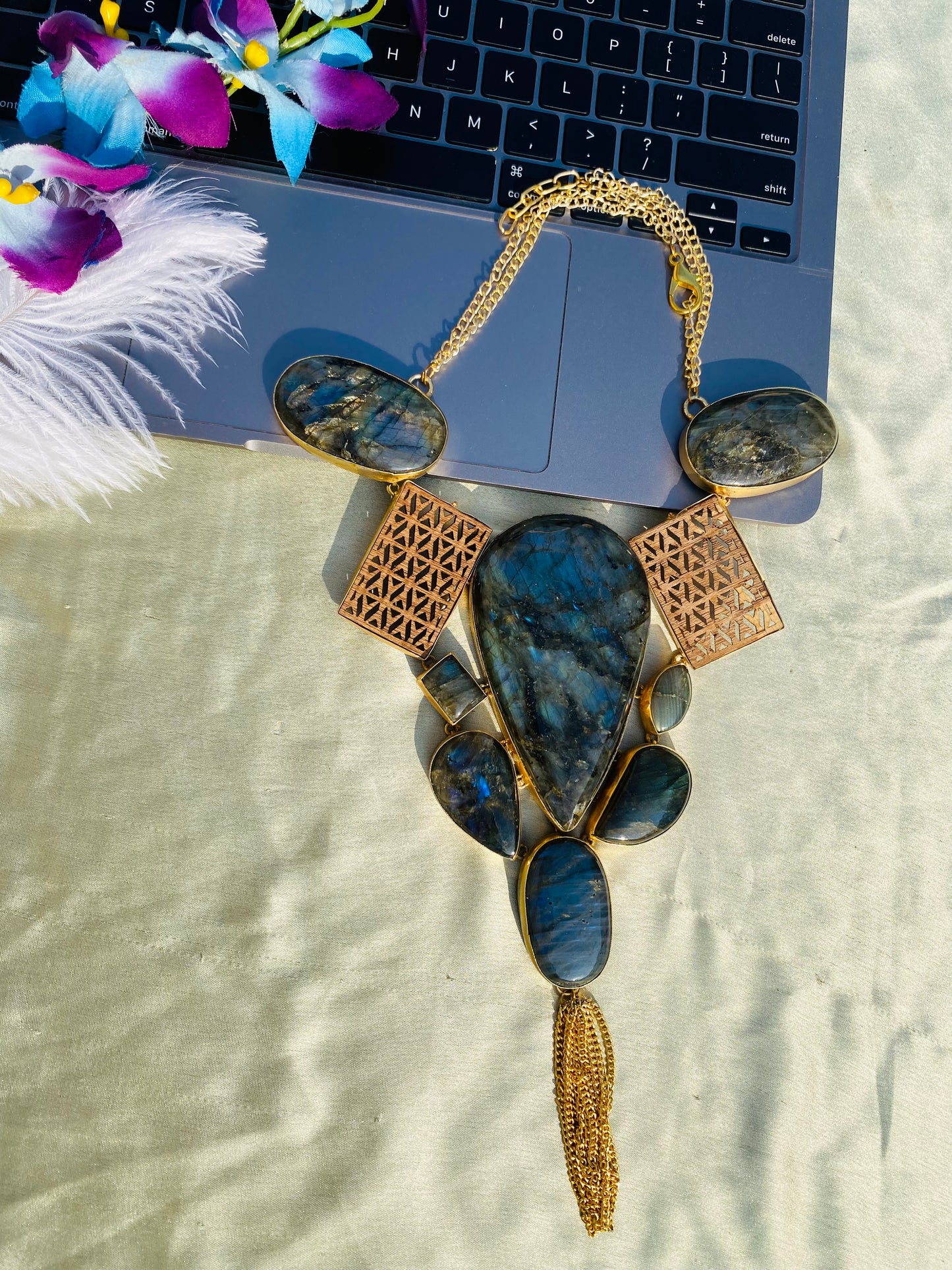 Wooden Carvings of Labradorite Necklace