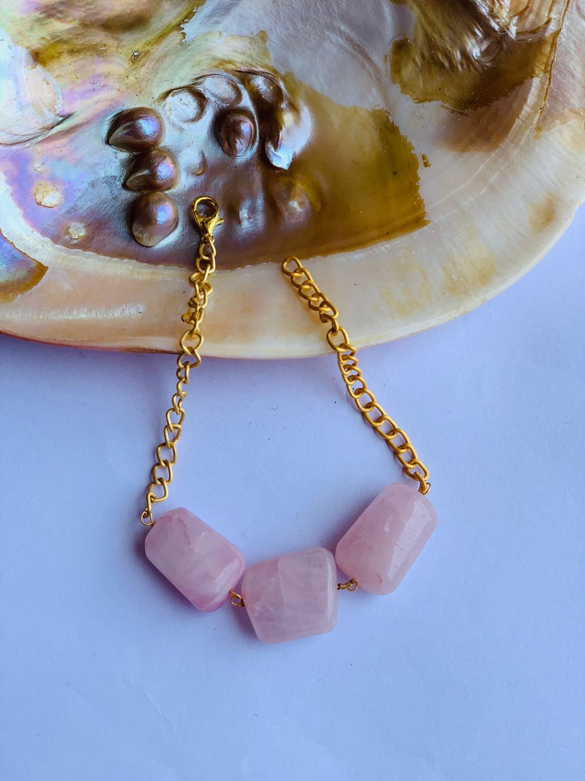 Rose quartz stone with chain