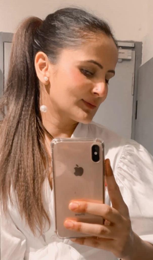 Drop of Pearl Earrings