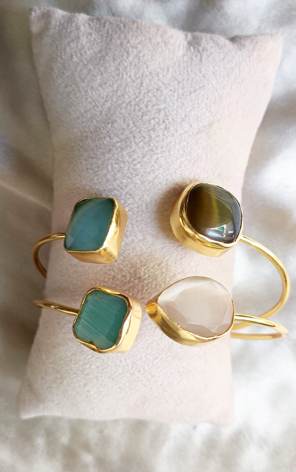 Green and White Stone Glass Handcuff