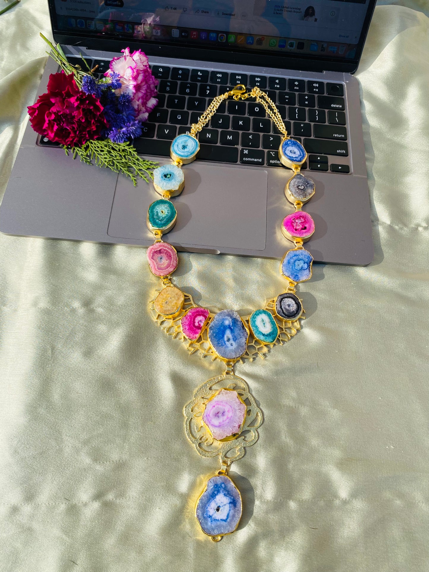 Multi Agate on Web Necklace