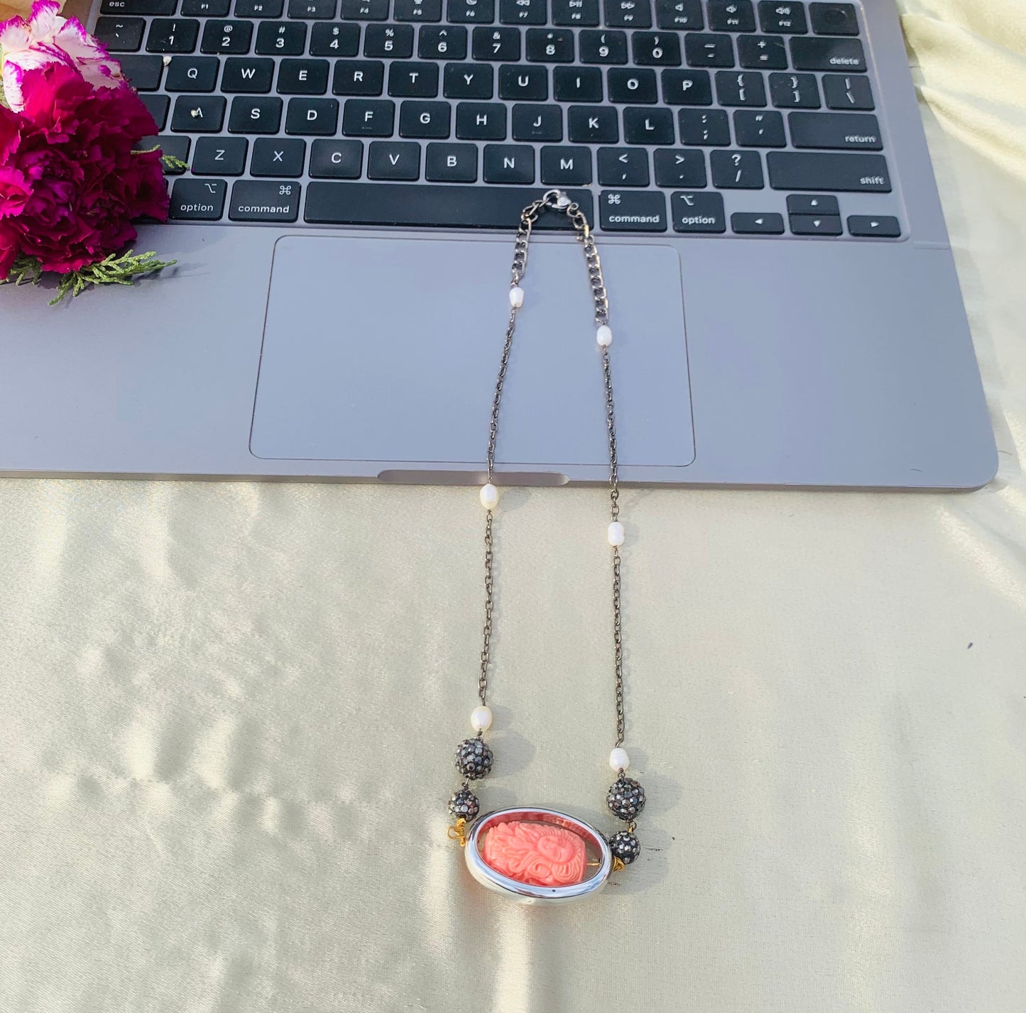 Swinging Coral Beaded Necklace