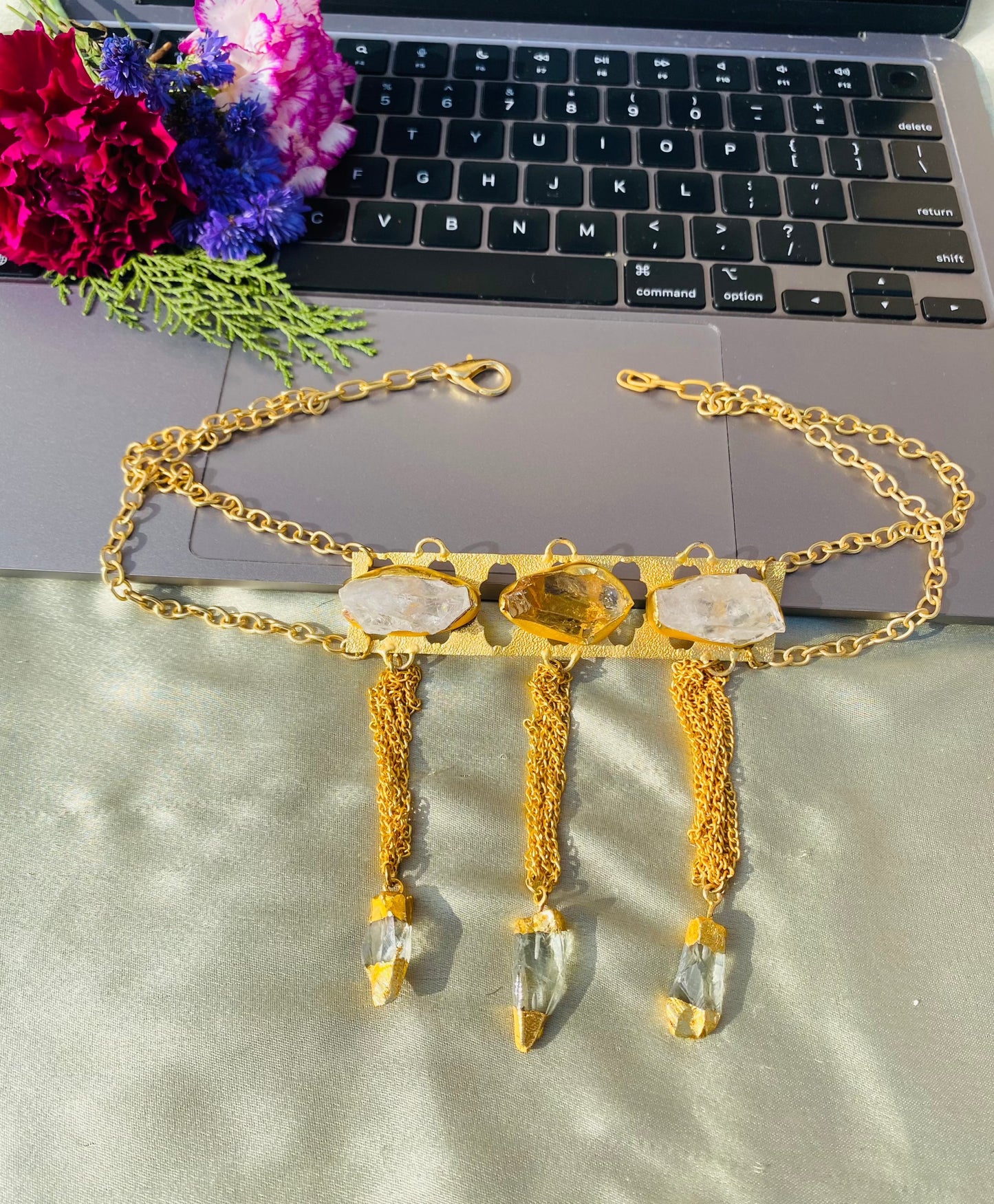 Fall Of Crystals Choker