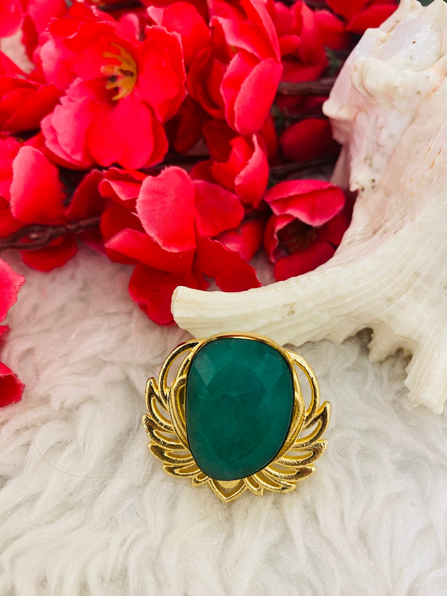 Green Sapphire Leaves Ring