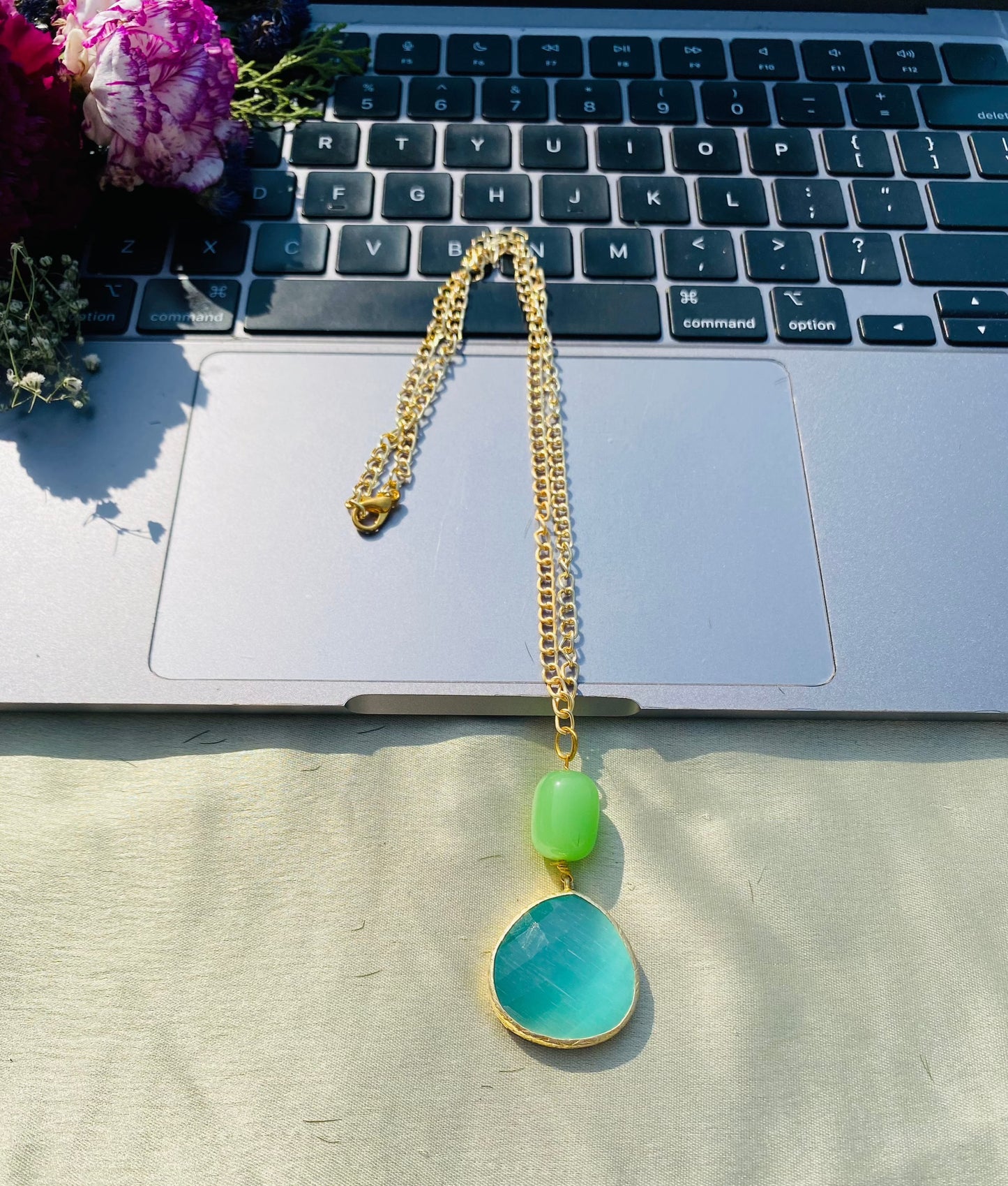 Sky Blue Monalisa Pendant