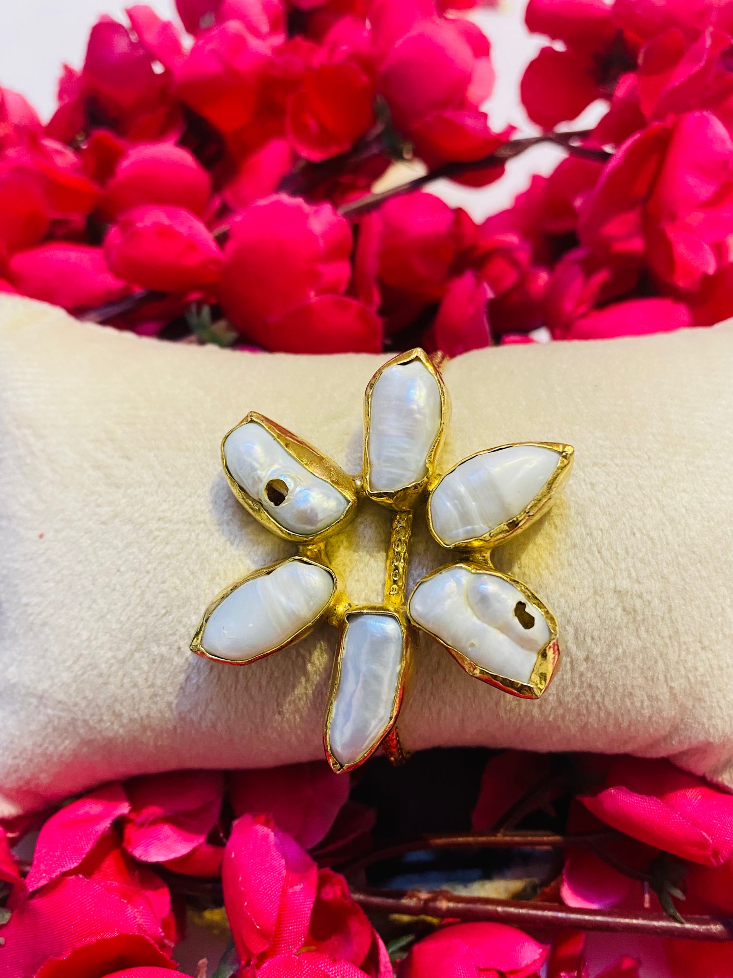 Baroque Pearl Floral Handcuff