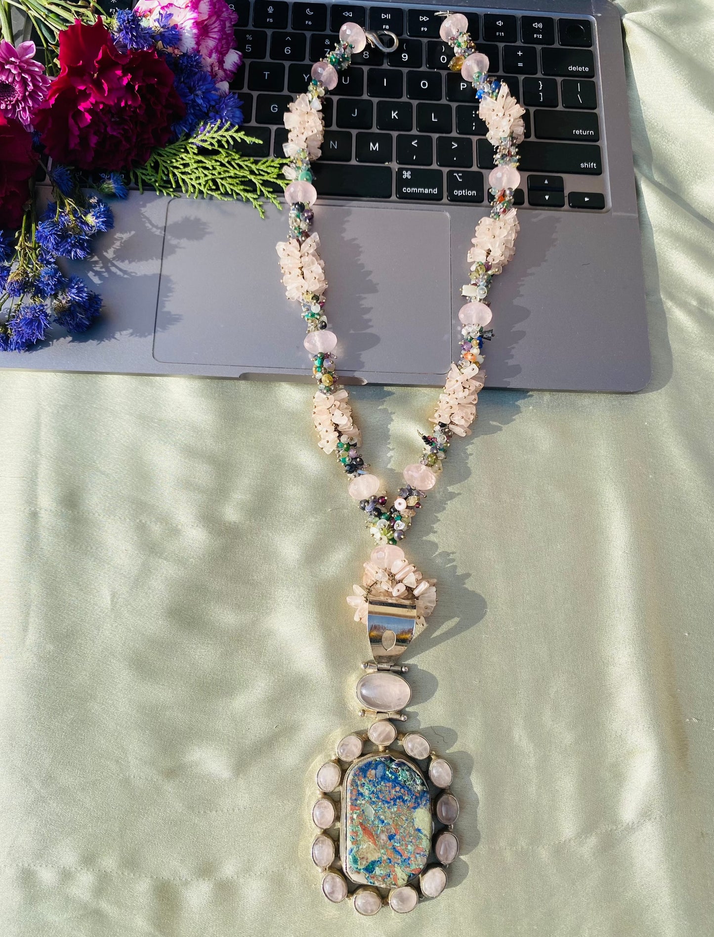 Glory Of Rose Quartz Necklace