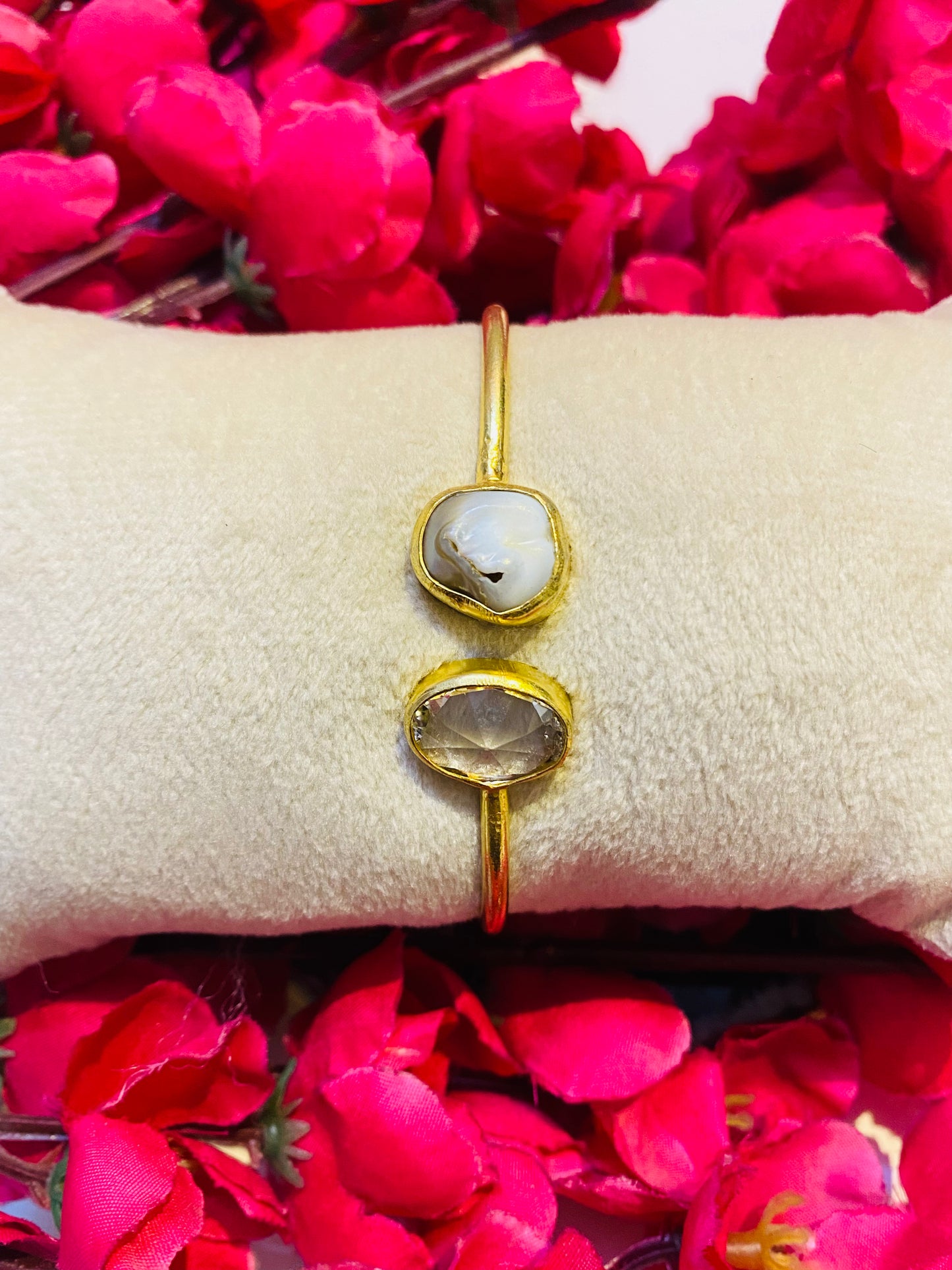 Ivory Fairy Pearl Handcuff