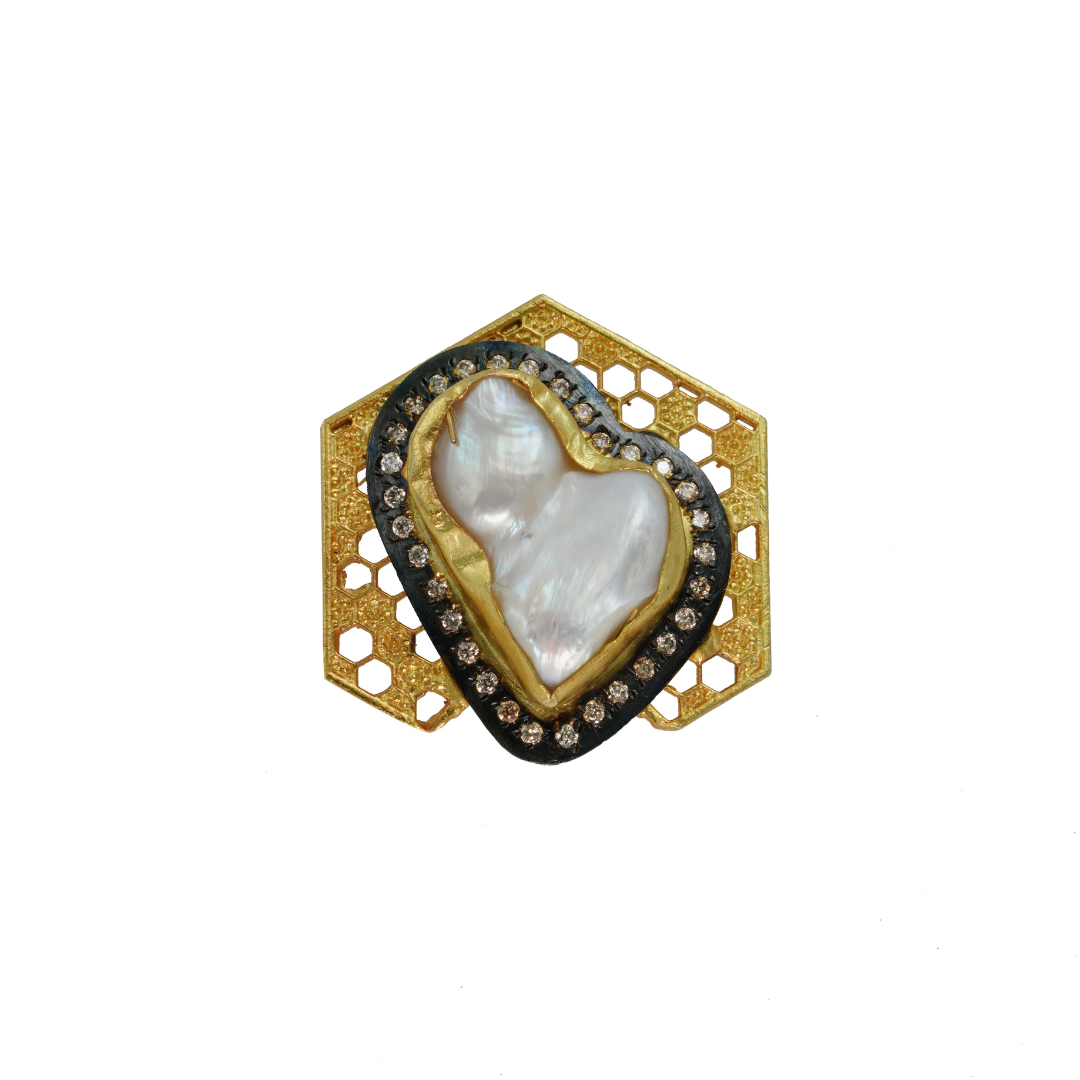 Pearl on Mesh Victorian Ring
