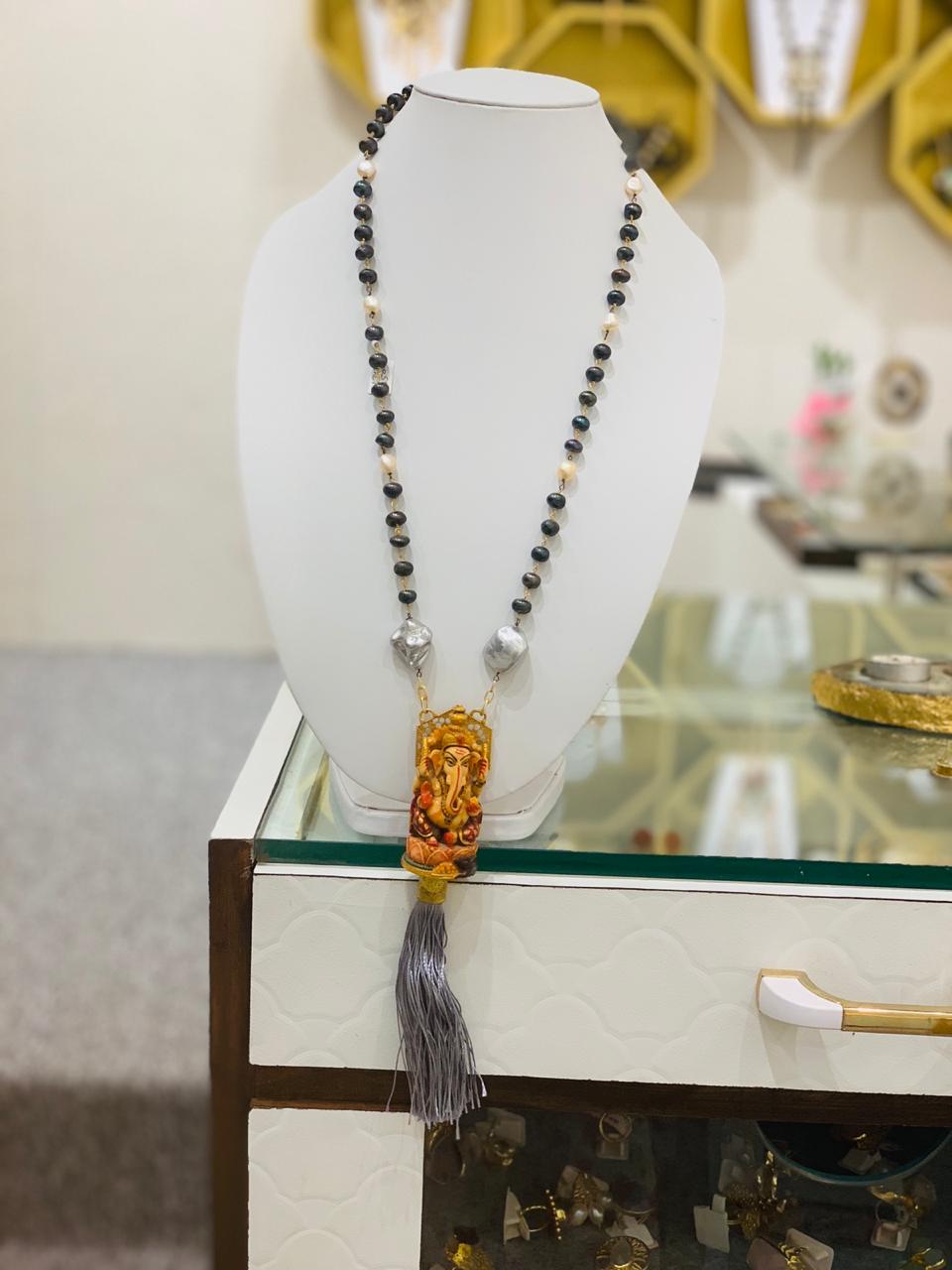 Ganesha Figure with Pearl