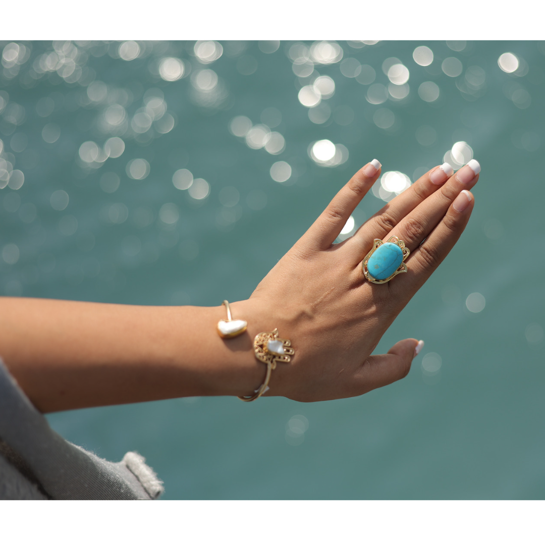 Hand of Luck Pearl Handcuff