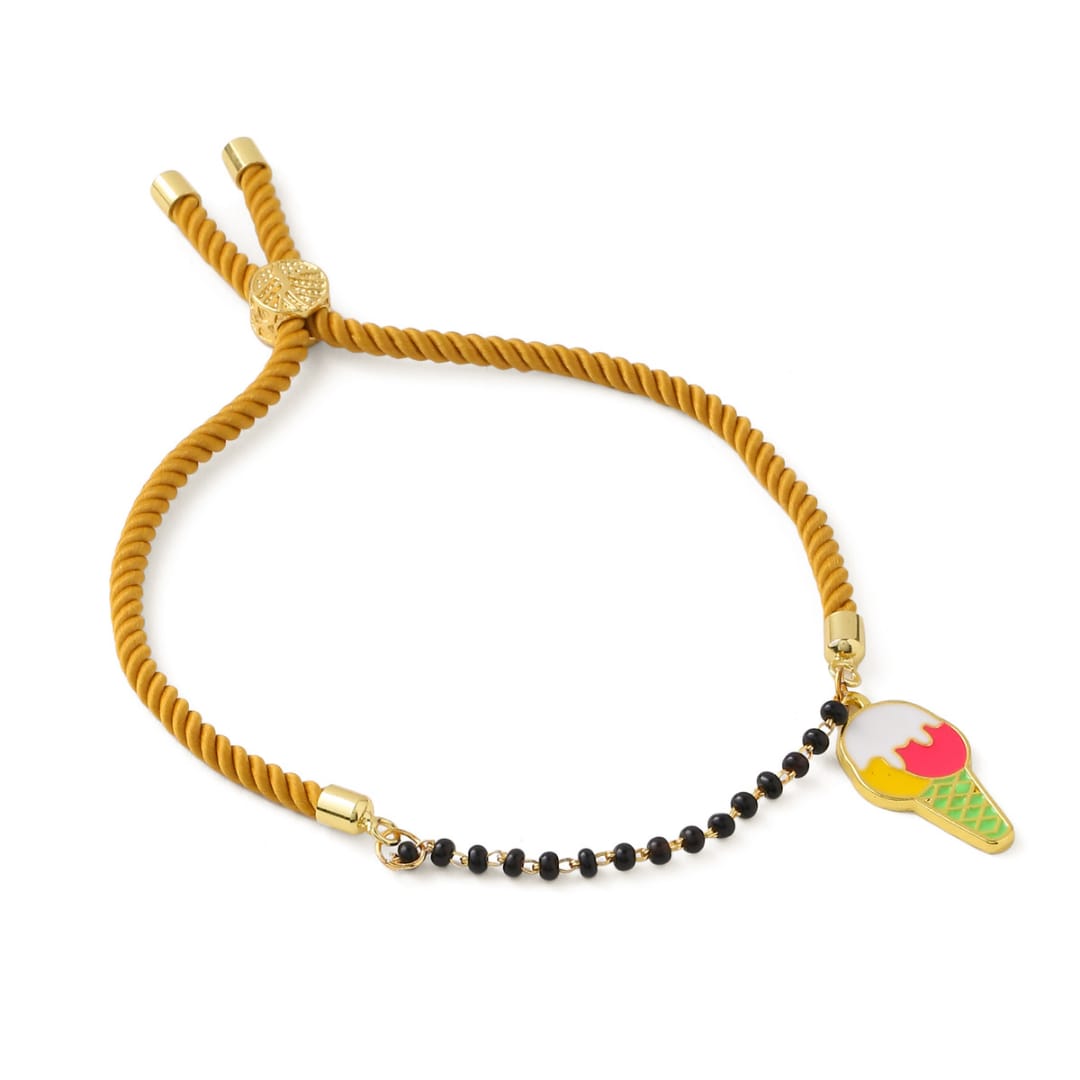 Ice cream with Nazar in Thread Bracelet