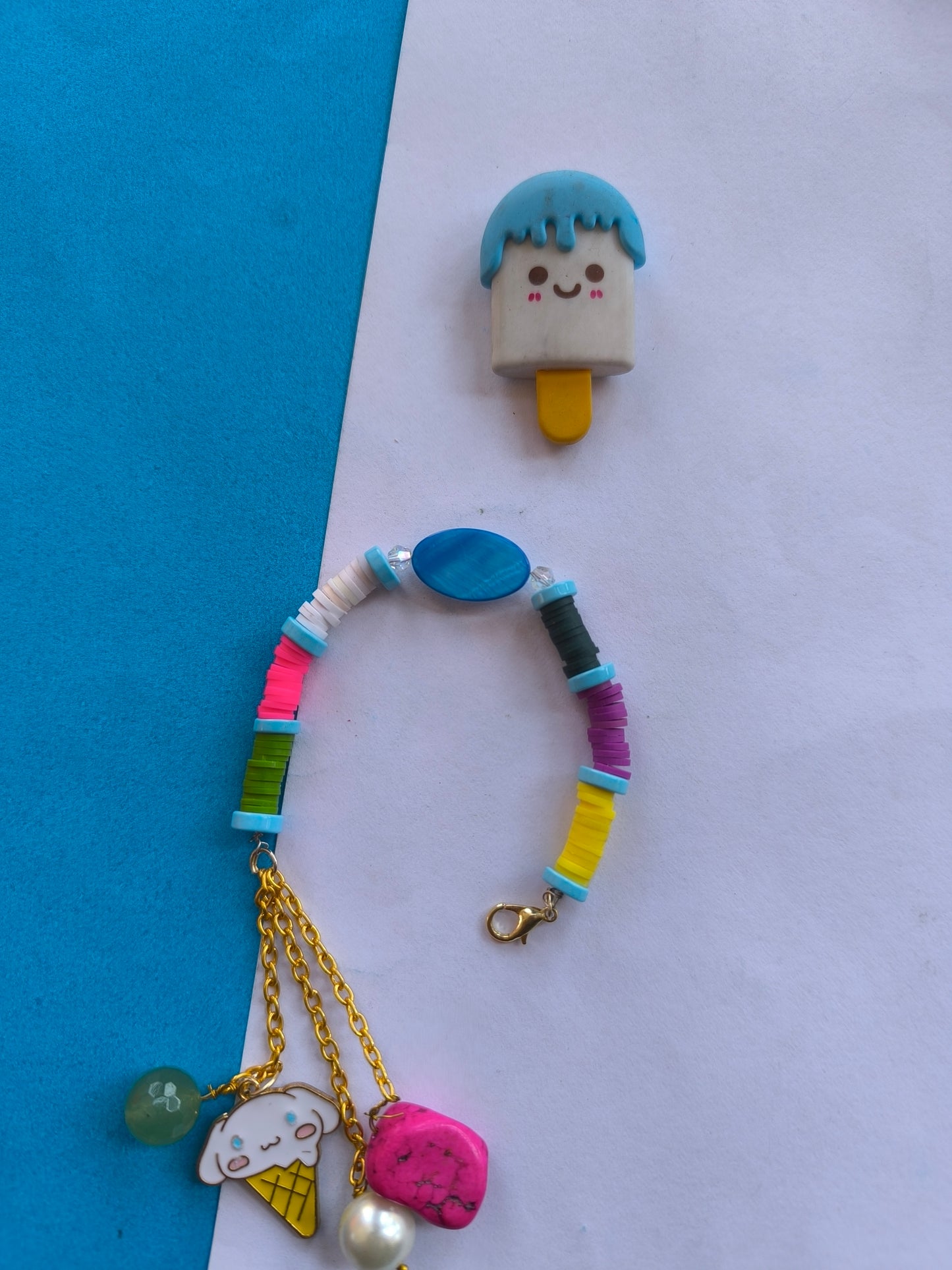 Colourful beads bracelet