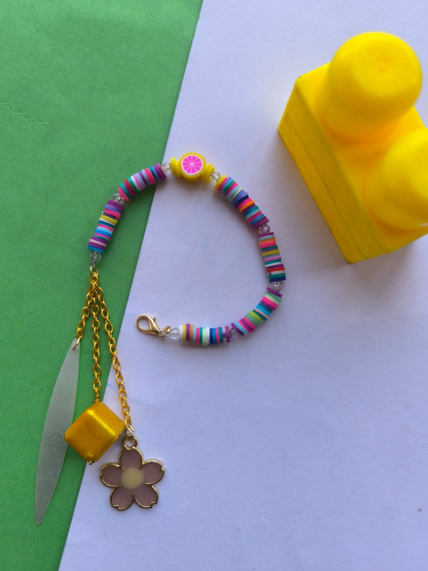 Flower beads bracelet