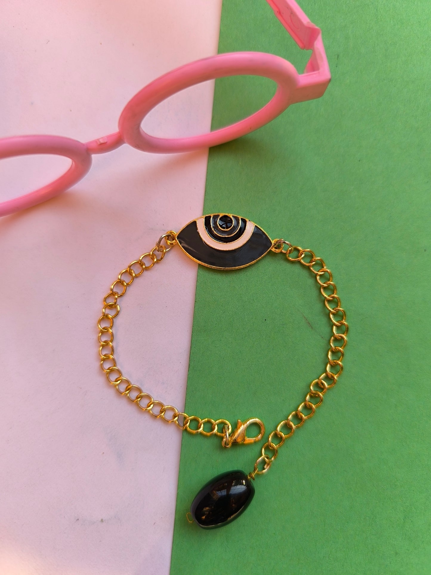 BLACK EVIL EYE CHARM IN CHAIN