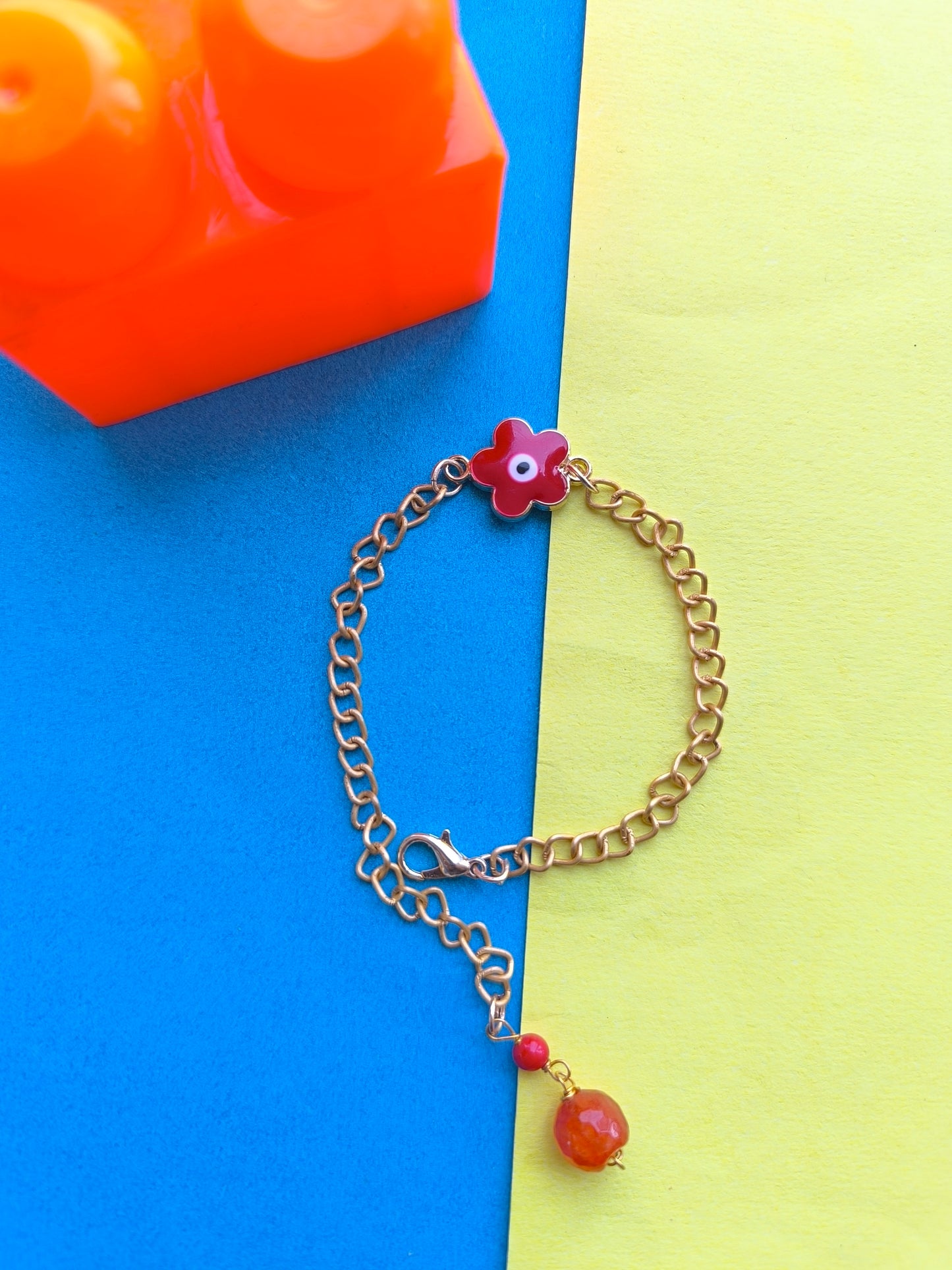 RED EVIL EYE CHARM IN CHAIN