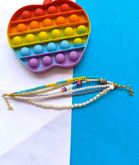 Colourful beads bracelet