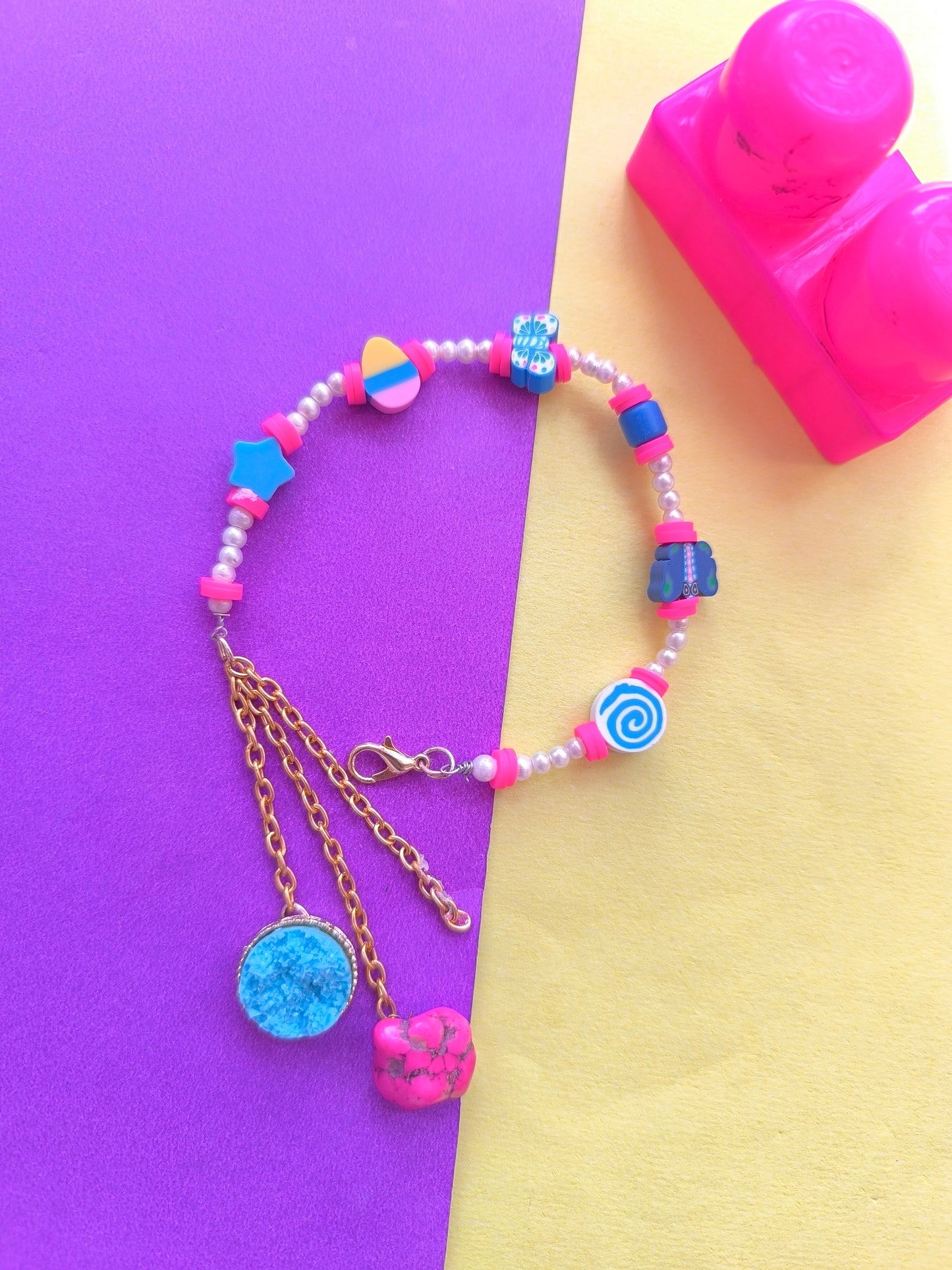 Colourful beads bracelet