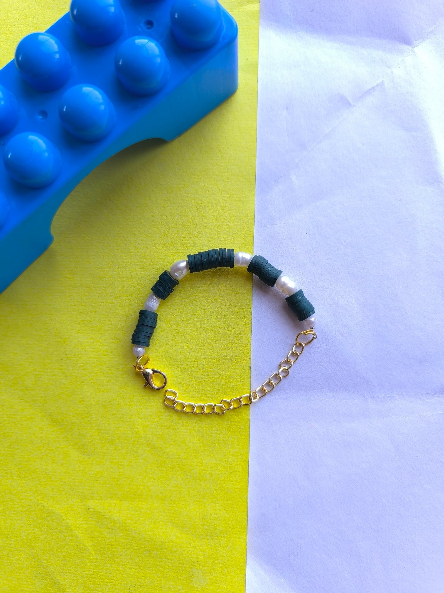 COLOURFUL BEADS WITH PEARL