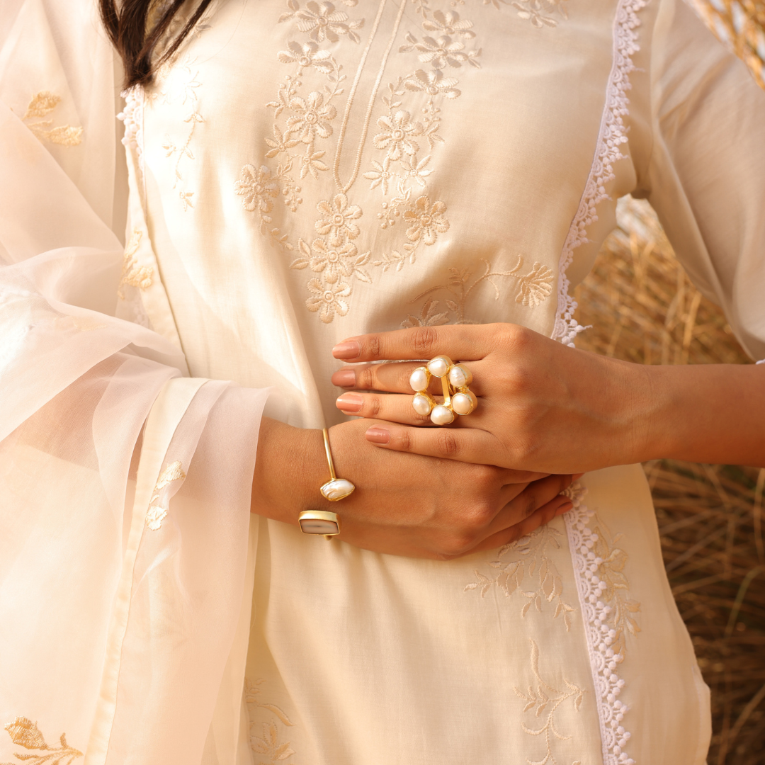 Wheel of Pearl Ring