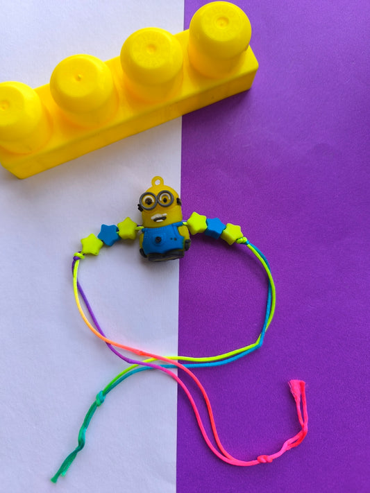 Minion article with thread