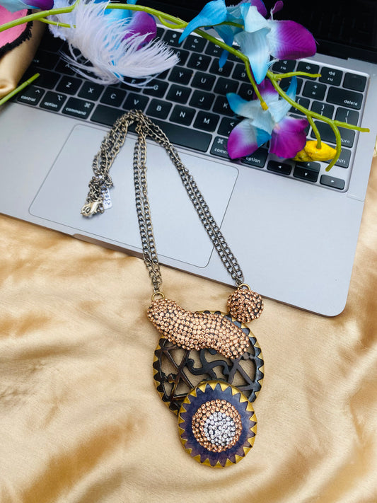 Agate On Wooden Wheel Pendant