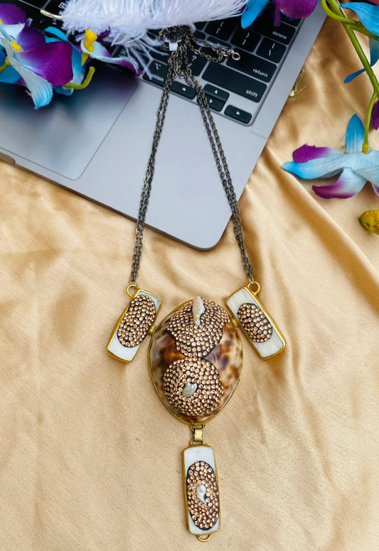 Caramel Kodi Pendant