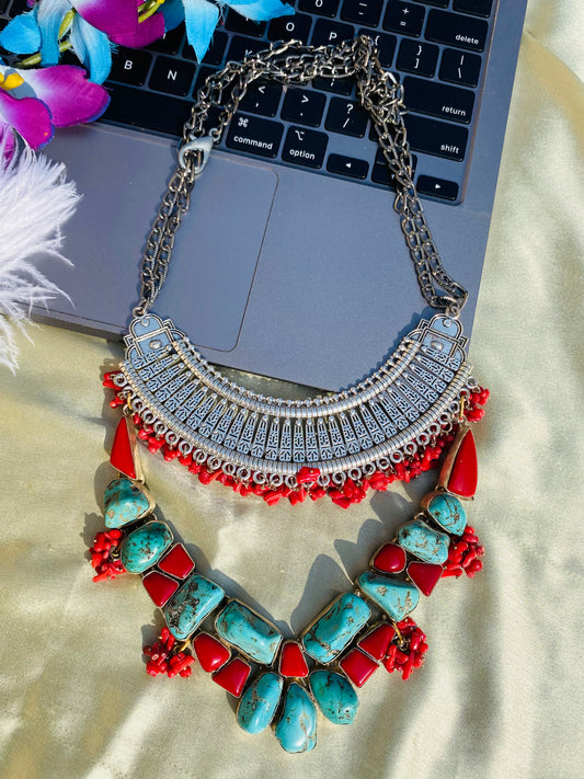 Tinted Blooms Necklace