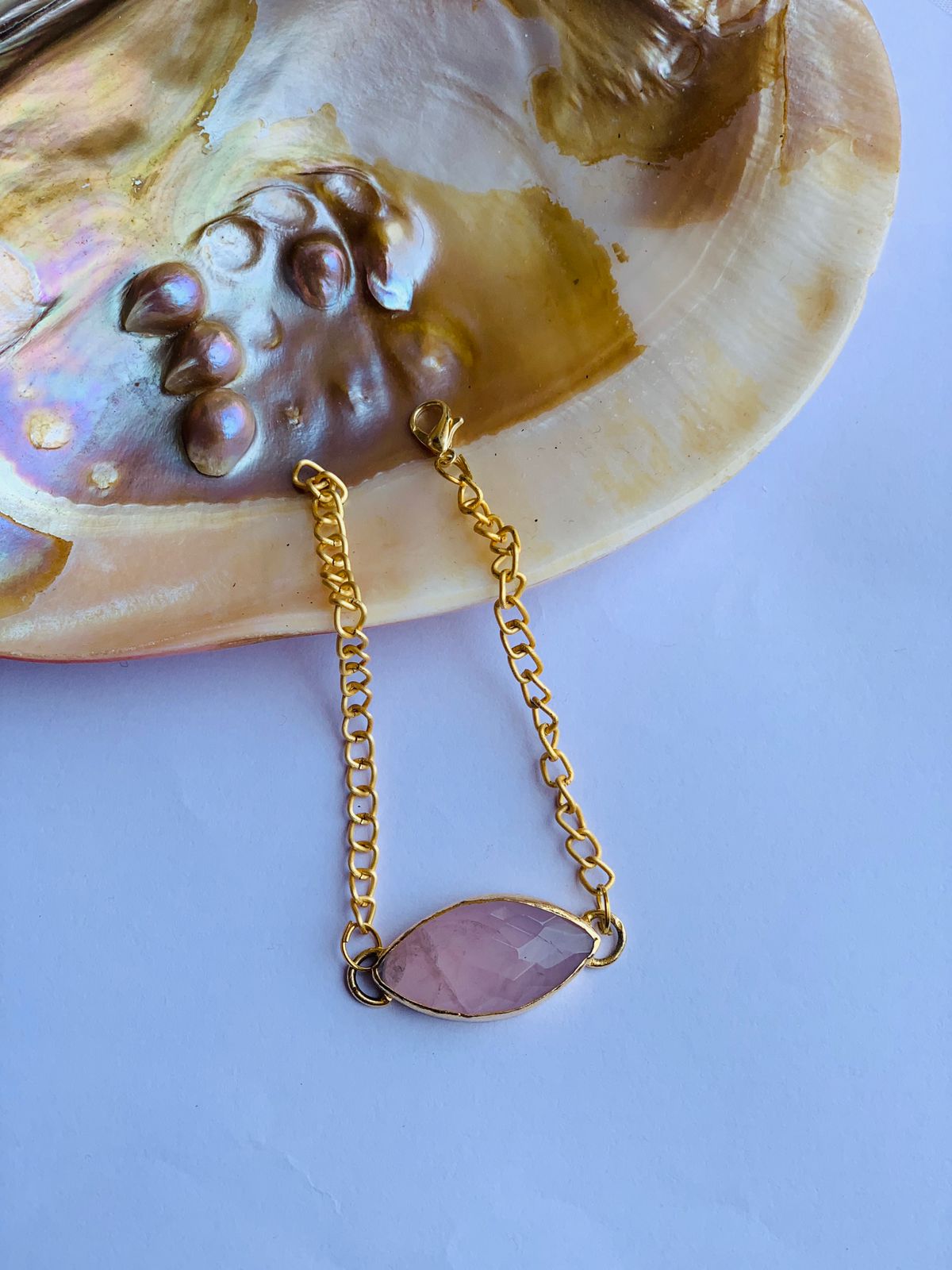 Rose quartz stonel in chain in Brass Metal with 18K Gold Plating