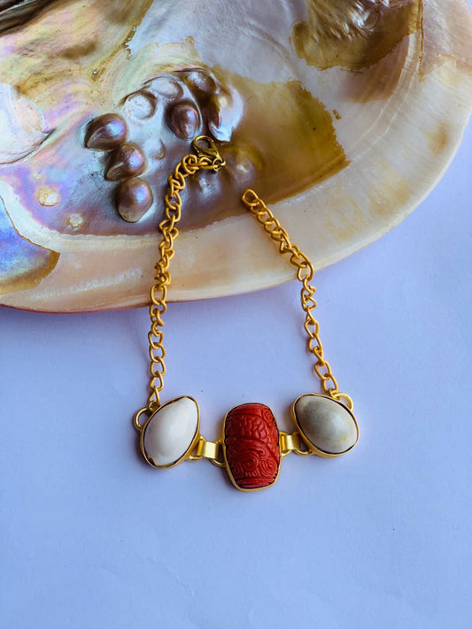 Carving coral &amp; kodi stone with pearl in chain