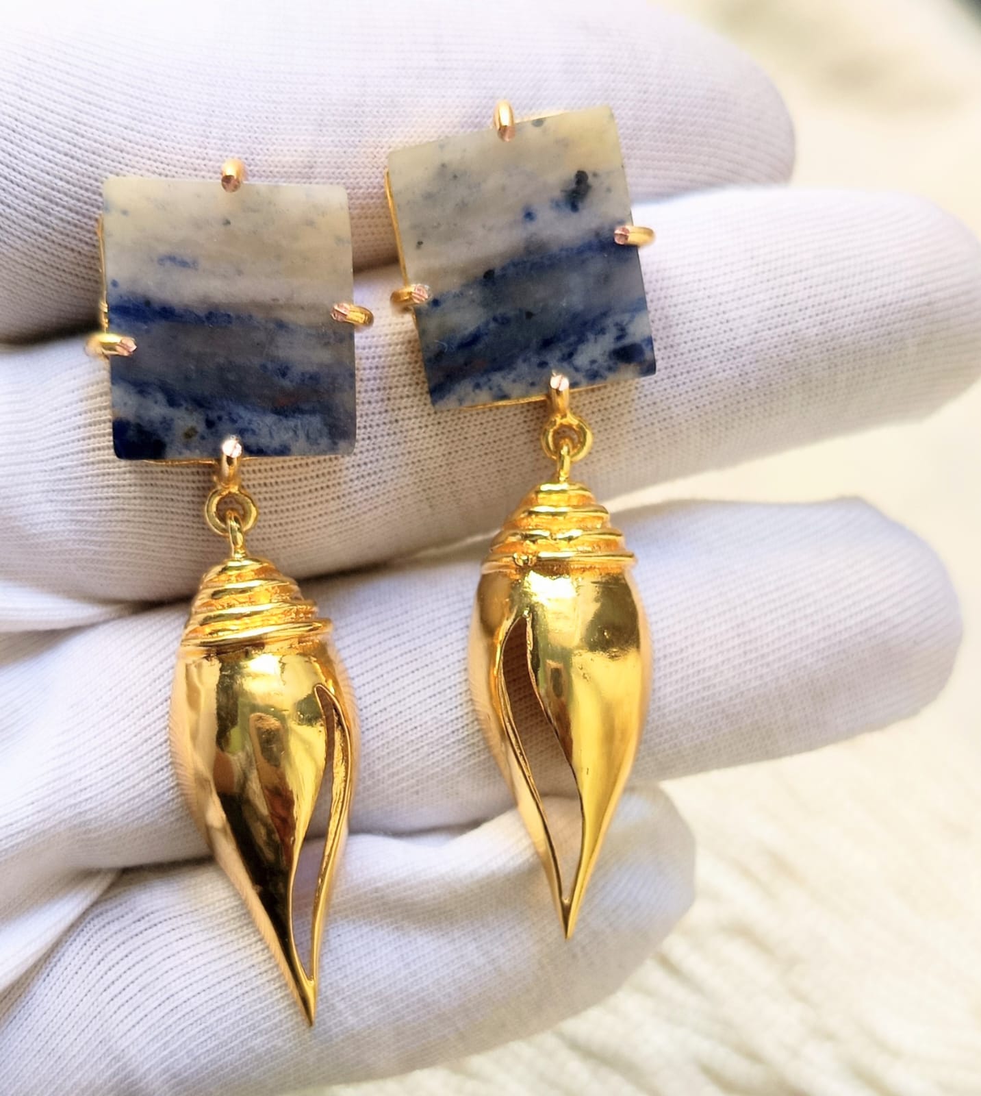 Luxury Gemstone Earring with Golden Tear Drops