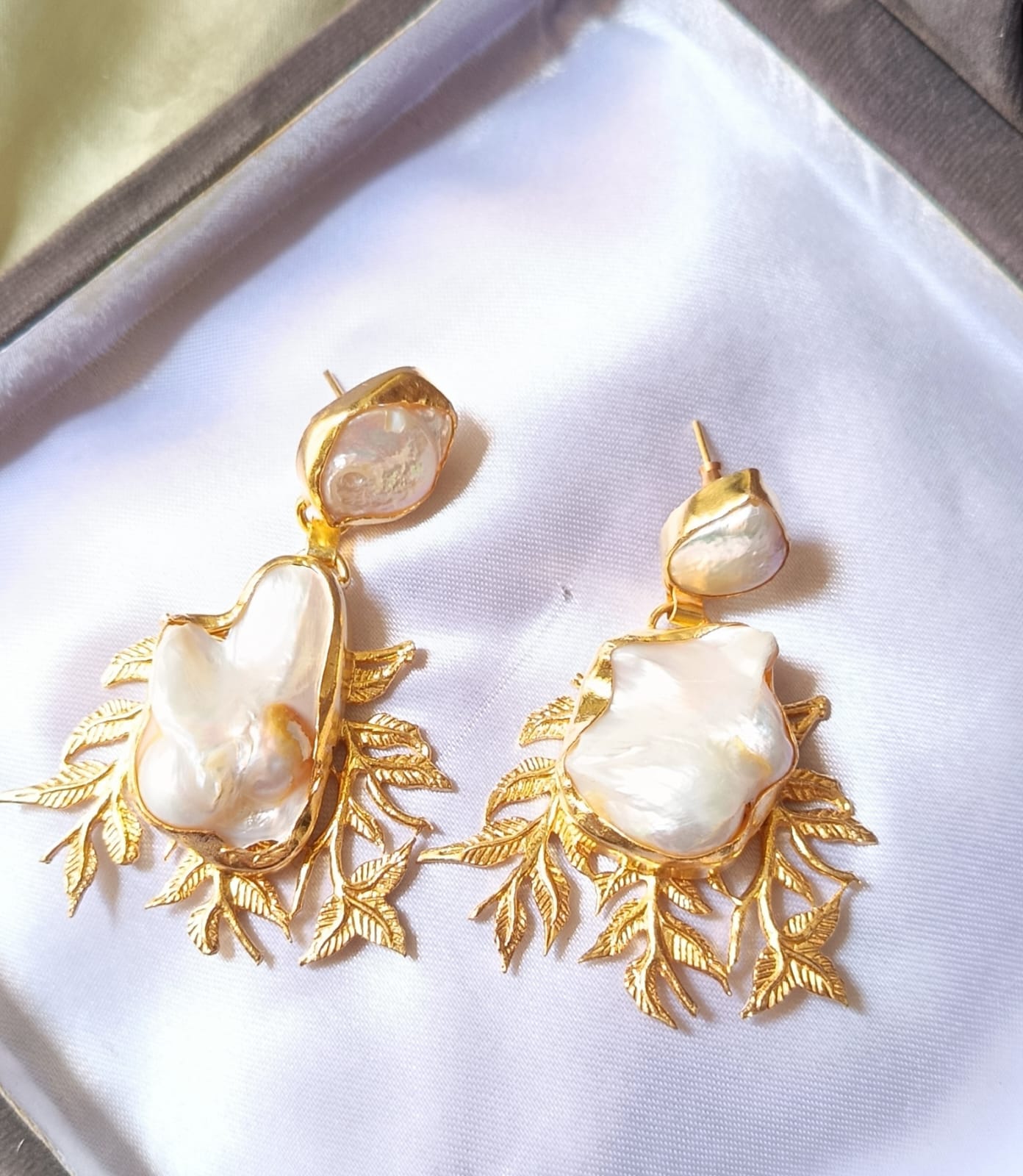 The Baroque Pearl Affair