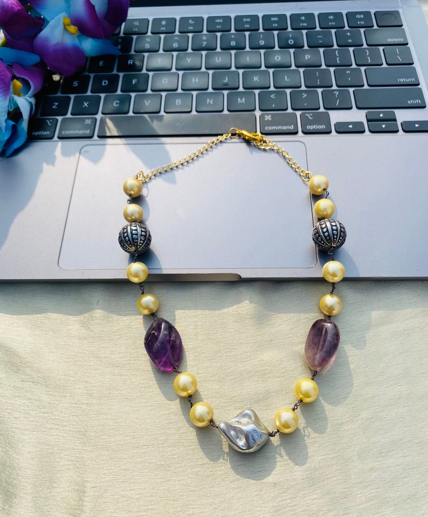Alternating Pearl Stone Beaded Necklace
