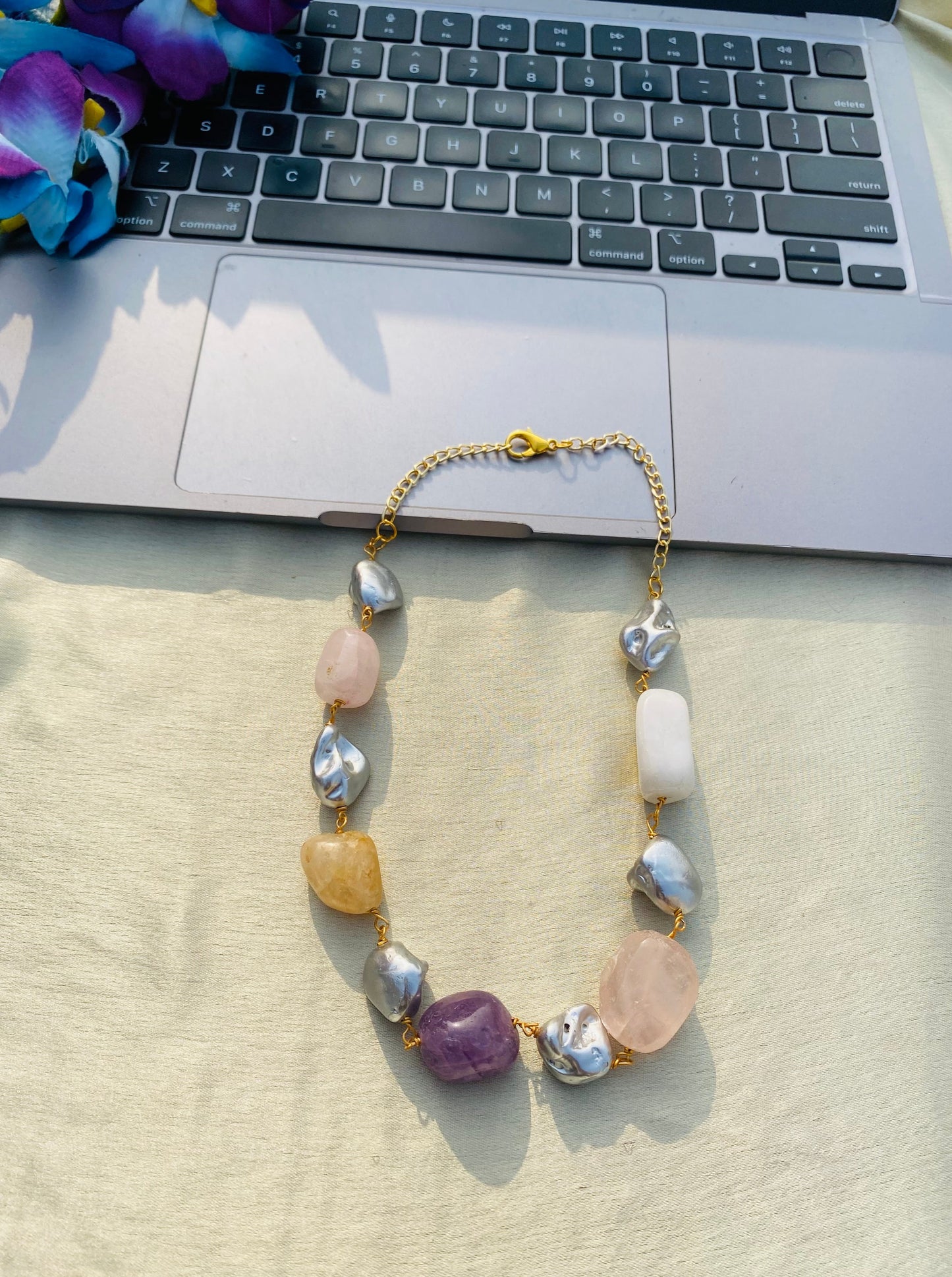 Alternating Grey Pearl Necklace