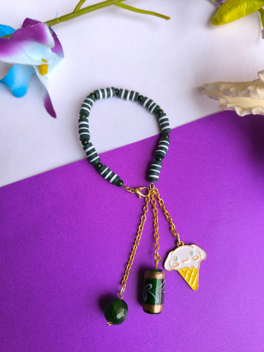 Beads bracelet with tassel
