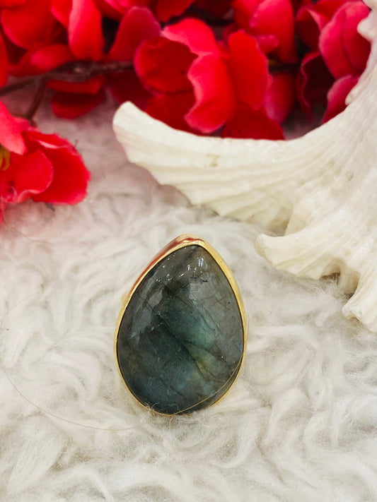 Drop of Labradorite Ring