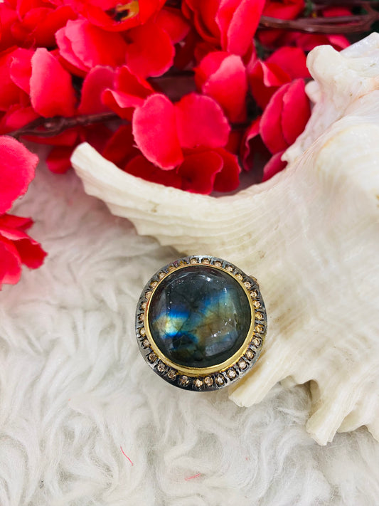 Mystical Labradorite Ring