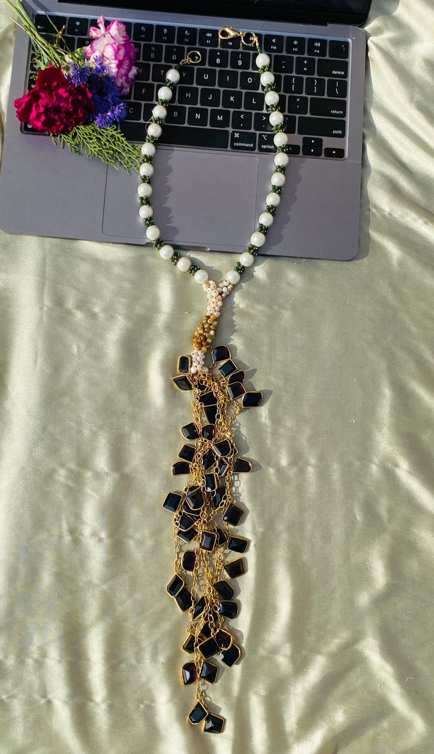 Garnet Jharokha Necklace