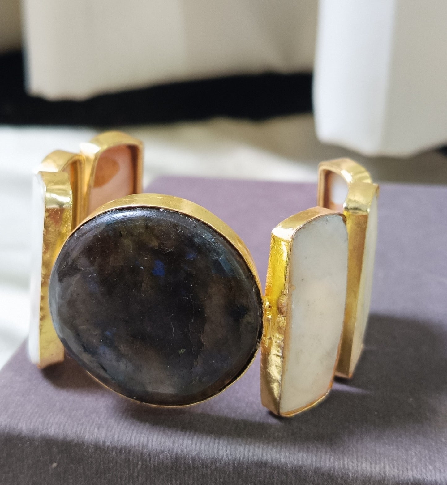 Spectrolite Pearl Handcuff