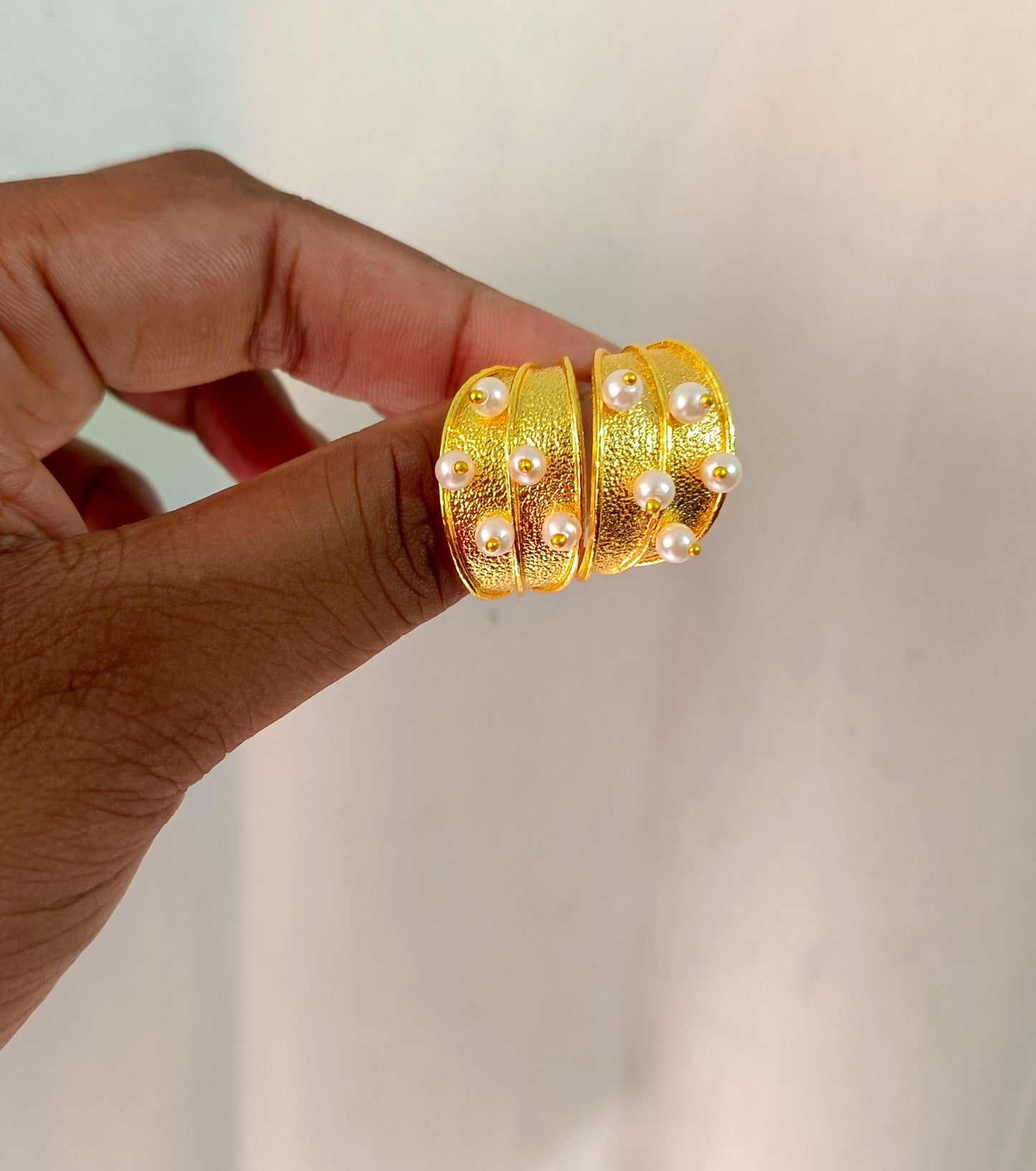 Luna Pearl Gold Studs